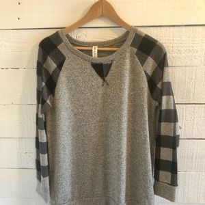 Heather grey raglan sweater